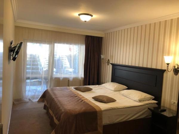 Complex Mona Caraiman Hotel Busteni Exterior photo
